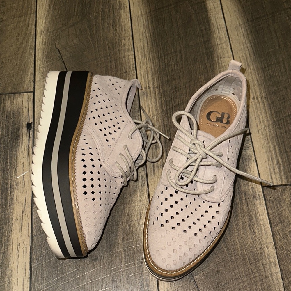 Gianni Bini Women's Perforated Lace-Up Shoes - Cream